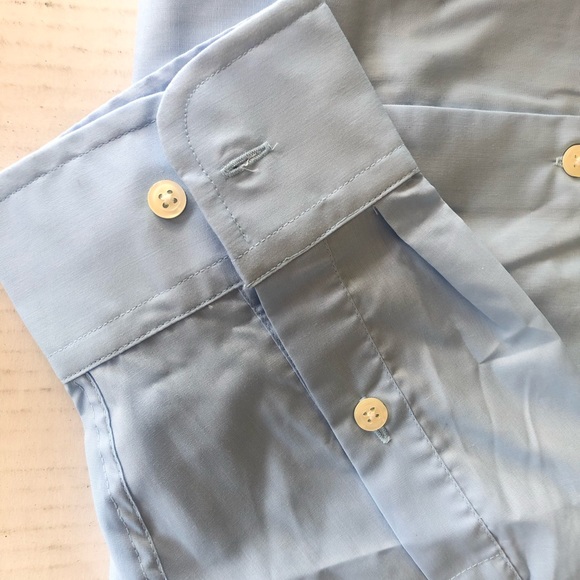 Calvin Klein Men’s Regular Fit Dress Shirt, light Blue, 16 1/2, 32/33 - Picture 3 of 4